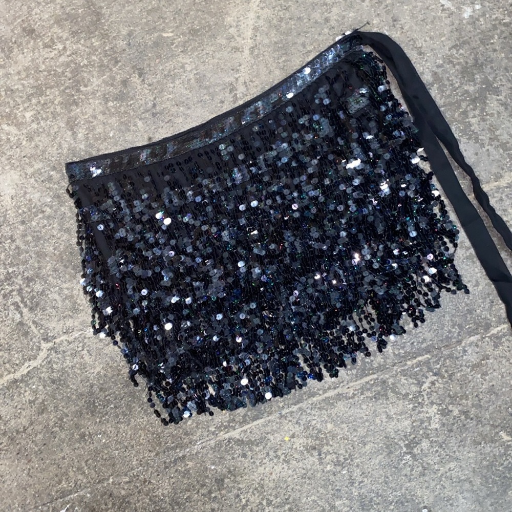 Black sequin rave skirt - Picture 2 of 4
